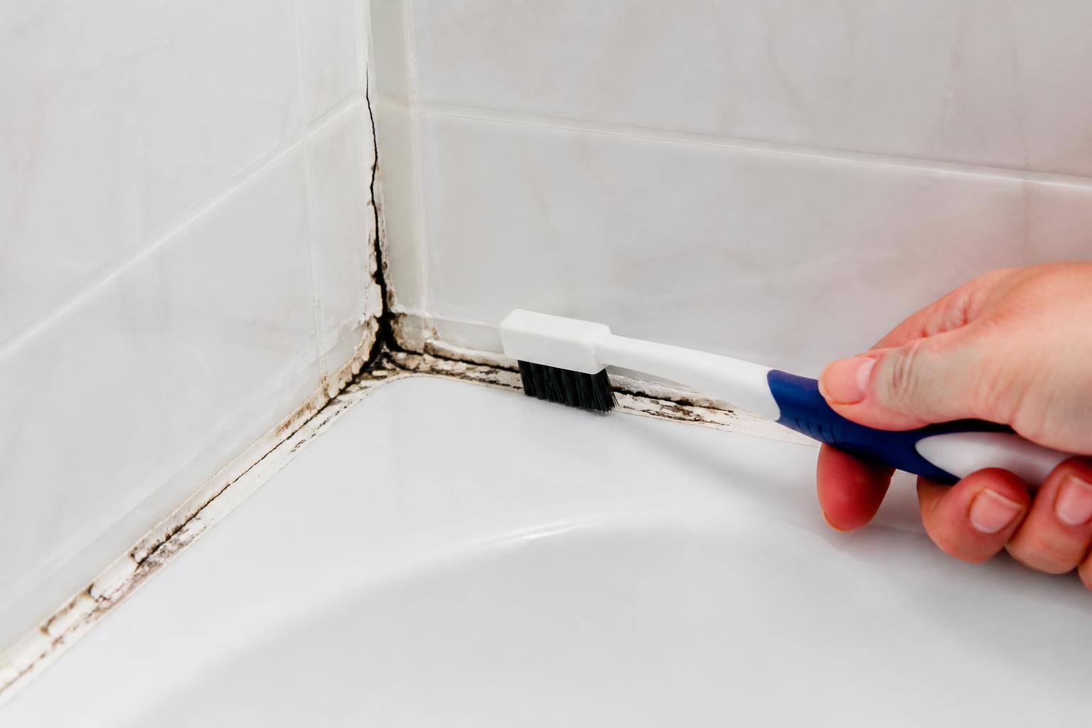 Illustration for: When Caulk Is the Problem